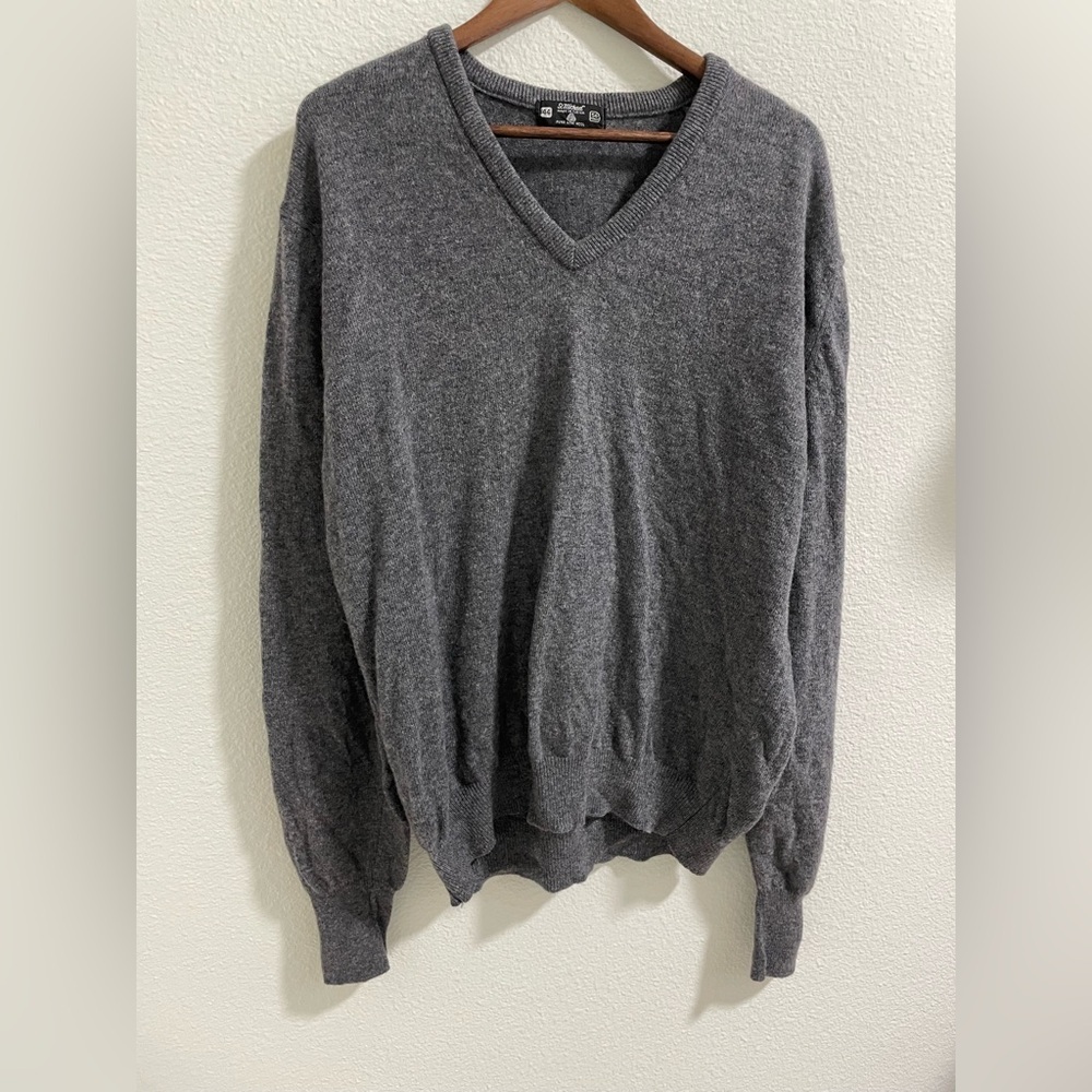 St Michael Pure Lambs Wool Men's V-Neck Sweater in Gray